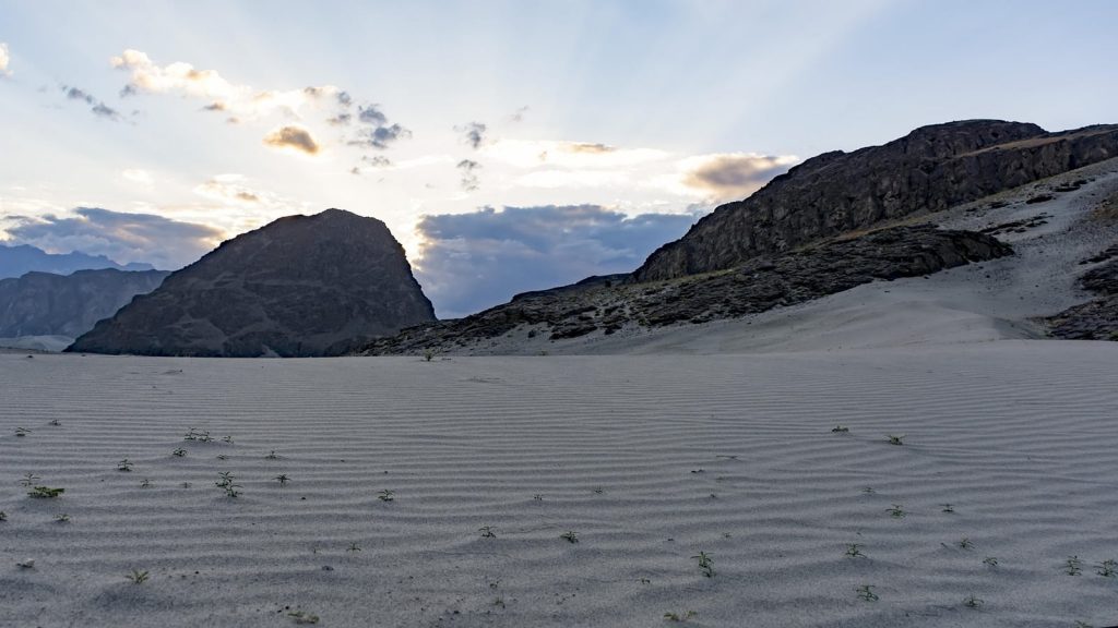 Sarfaranga Desert skardu